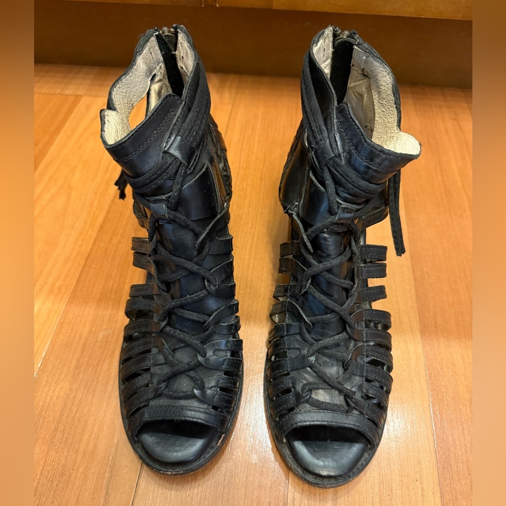 Freebird Black Strappy Women's Shoes